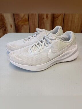 Nike Revolution 7 Running Shoes Womens Size 7.5 White Road Comfort Sneakers